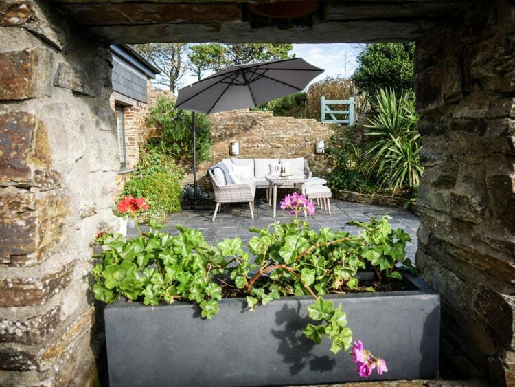 Padstow Escapes - Trewellen Luxury Holiday Cottage Saint Merryn Екстериор снимка